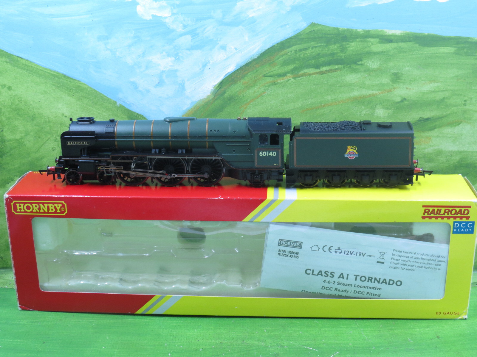 Hornby R3060 Class A1 Tornado loco renamed Balmoral 60140 BR Green