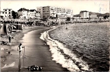 *63805 cpsm Saint Jean de Luz - the beach and the casino