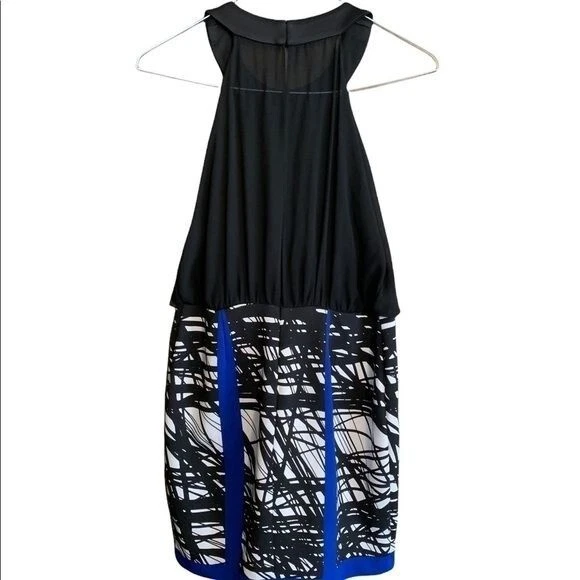 VETEMENTS Abito donna Thalia Sodi piccolo nero bianco e blu. Scollo Impero.