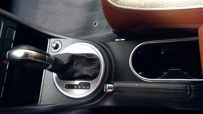 Consola central piso delantero sin reposabrazos negro hatchback 15-19 BEETLE 86334 Foto 2 de 4