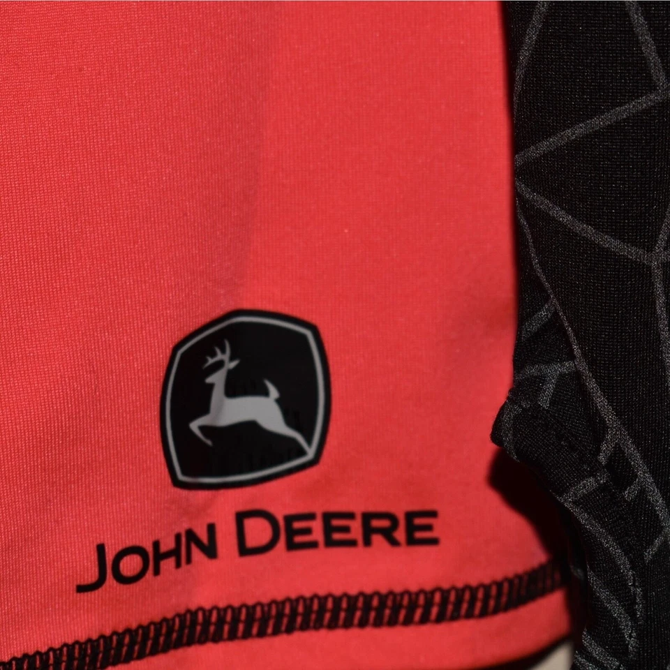JOHN DEERE $49 Black and Pink Geometric Print Hooded 1/4 Zip Pullover Small - Image 3 of 4