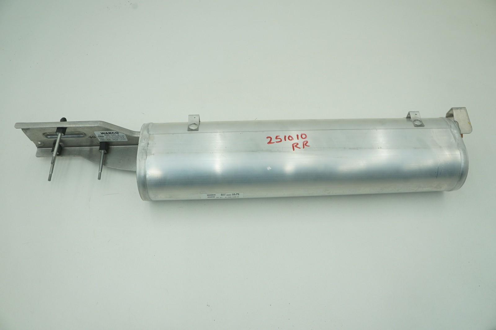 Air Pressure Accumulator Tank Reservoir 37216779714 Rolls Royce Phantom Vii 2006