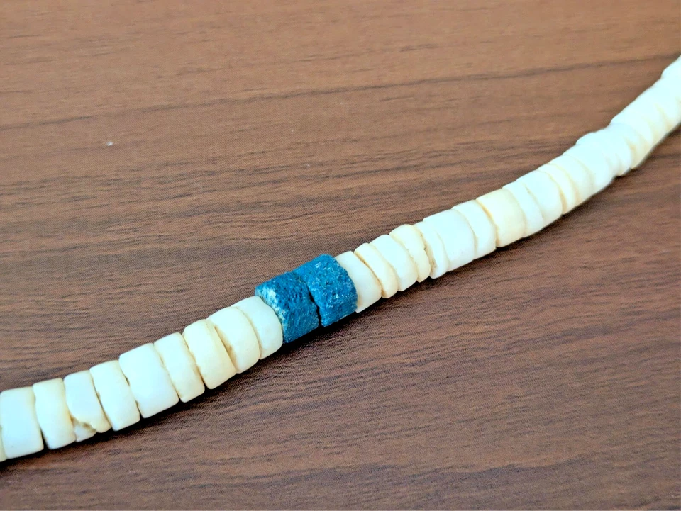 COLLAR HOMBRE: Disfraz Piedra Azul Puka Shell Surfer Boho Gargantilla Playa Estilo Años 70 Foto 4 de 4