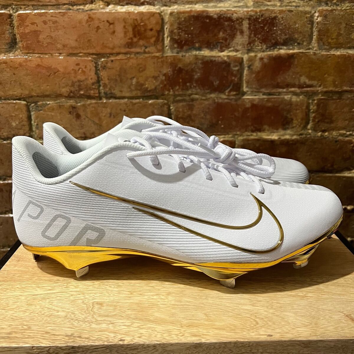 NEW! Nike Lunar Vapor Ultrafly Elite 3 Men's Baseball Metal NEW! Nike Lunar Vapor Ultrafly Elite 3 Men's Baseball Metal