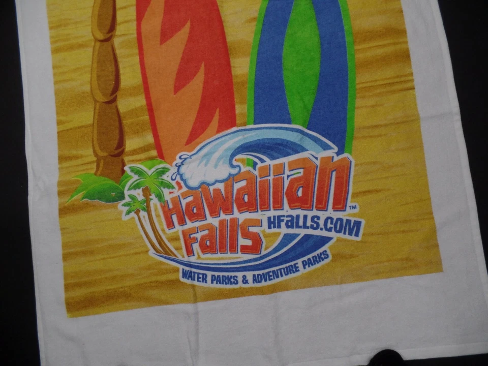 Toalla de playa temática de parques acuáticos Hawaiian Falls 30x59 Foto 2 de 4