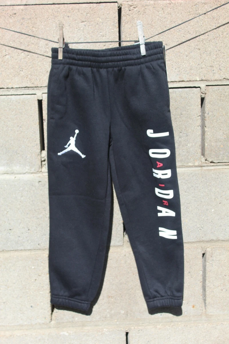 Men's Jordan Joggers & Sweatpants