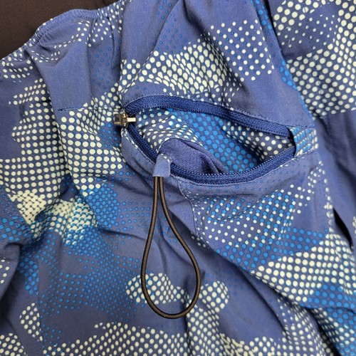 Lululemon Shorts Mens Small Blue Camo Luxtreme Liner 9" Stretch Drawstring - Picture 14 of 15