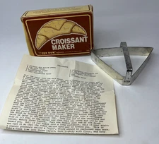 1981 Fox Run Craftsmen Heavy Gauge Tin Croissant Maker With Box Vintage