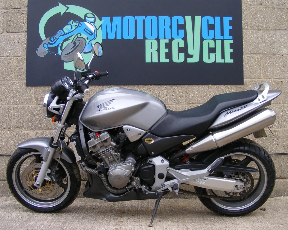 Honda CB 900 F Hornet Radiator Side Guards 2002 to 2006 CB900F 919 B133 - Изображение 4 из 4