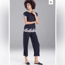 2-piece NATORI Luxe Shangri La Pajama Set Lace Charcoal soft luxury size S comfy