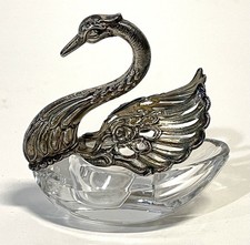 Vintage Sterling Silver And Glass Swan Form Salt Cellar Vintage Sterling Silver And Glass Swan Form Salt Cellar - Image 1
