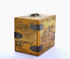 Meiji Japanese Makie Maki-e Lacquer Mini Kodansu Cabinet Box Chest 3 Drawers