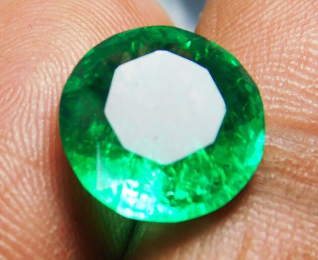 Certified 4.30 CT Natural Round Cut Colombian Green Emerald Loose Gemstone