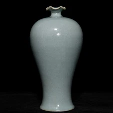 10.6"Chinese antique Song Dynasty Ru kiln flower mouth plum vase