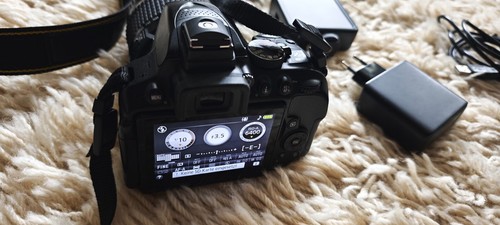Nikon d5300 + Zubehörpaket - Bild 6 von 18