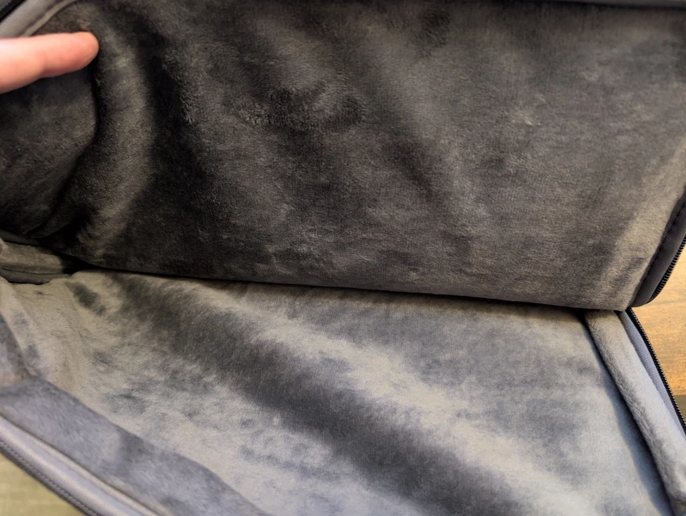 Lenovo Urban Laptop Sleeve 14 Inch for Laptop/Tablet/MacBook Charcoal Grey - Image 4 of 4