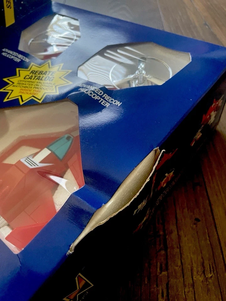 MATCHBOX 1985 VINTAGE VOLTRON STRATO-FIGHTER NICE COND. COMPLETE W/ INSTRUCTIONS - Image 4 of 4