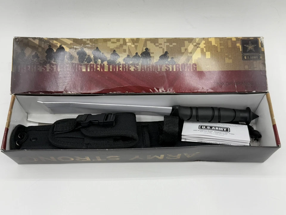 Cuchillo de doble filo con pomo trituradora de huesos de acero al carbono ARMY11 del ejército de EE. UU. Foto 2 de 4