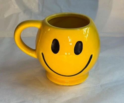 Vintage McCoy Pottery Yellow Smiley Face Coffee Mug USA Collectible Retro