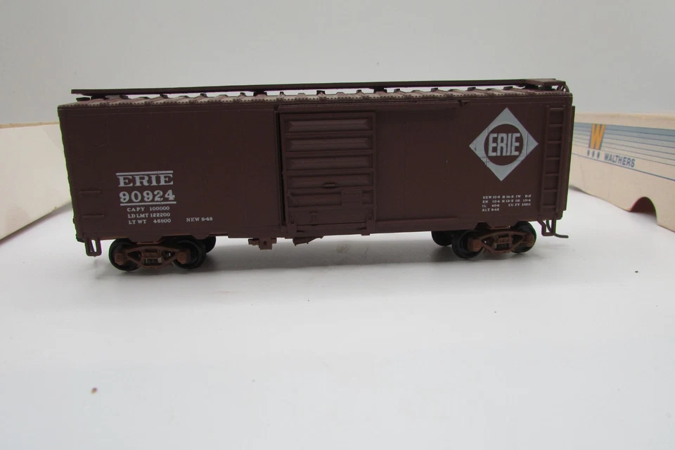 HO Scale Walthers 932-3708 40' PS1 Box Car ERIE WAL4870 - Image 3 of 4