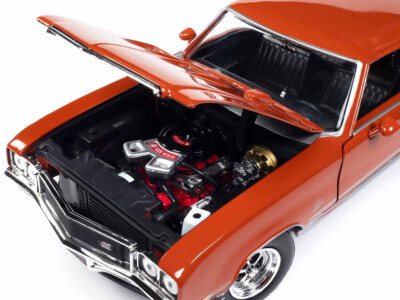 ミニカー Auto World 1/18 1972 Buick GS Stage1 Autoworld 1972 Buick GS Stage 1 Flame Orange MCACN 1/18