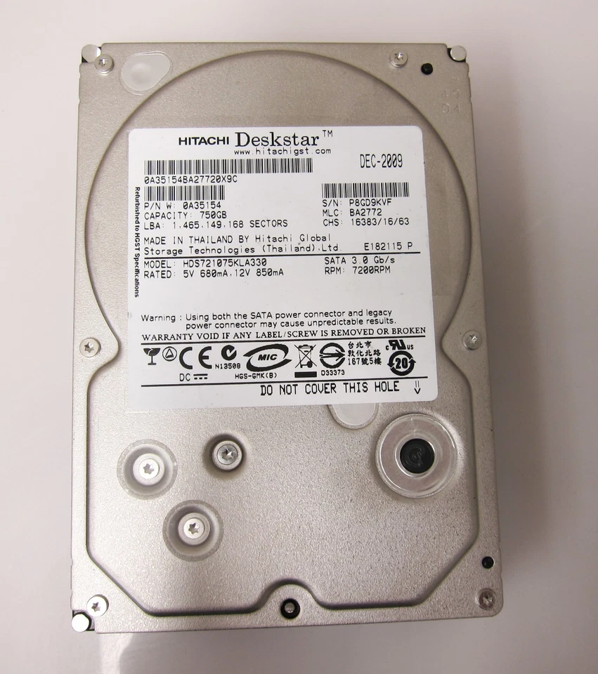 HITACHI 750 GB 3.5" Internal SATA Hard Drive MODEL:HDS721075KLA330 For PC & MAC - Image 2 of 2