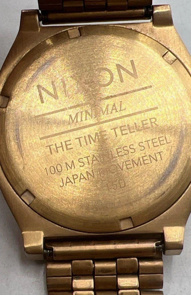 Reloj de cuarzo para hombre Nixon Minimal The Time Teller tono oro rosa 100M acero inoxidable Foto 3 de 4