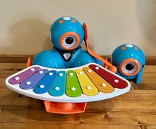 Wonder Workshop Wonder Pack Dash & Dot Robot ...