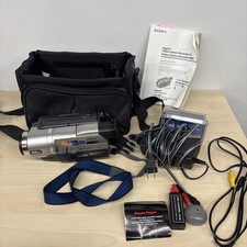 Sony Handycam Vision CCD-TRV108 Hi8 Analog Camcorder Video Camera 20x Bundle