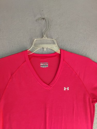 Top donna Under Armour rosso medio Heat Gear Tech manica corta sciolto scollo a V - Foto 2 di 11