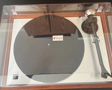 Pro-Jekt The Classic Turntable Record Player ...