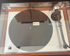 Pro-Jekt The Classic Turntable Record Player—NICE!!