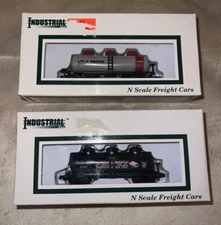 2 Industrial Rail N Scale Model Train Freight Cars - UTLX, PROTEX INDUSTRIES oil