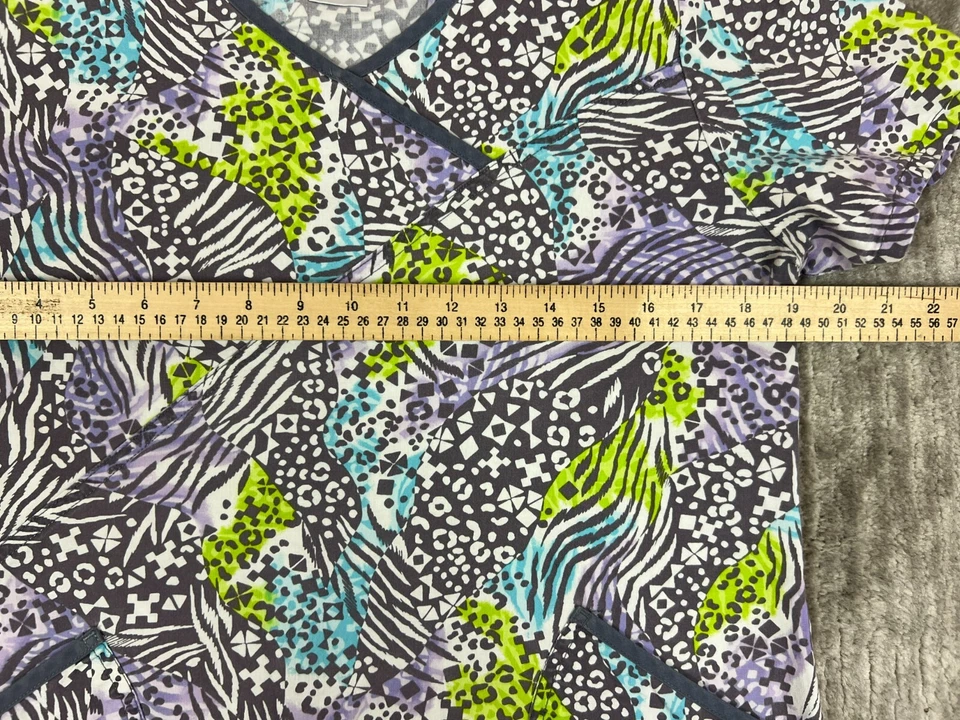 Scrubstar Scrub Top Womens Small Gray Nurses Uniform Animal Geometric Pattern - Image 4 of 4