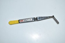 DMC DAK83-12  INSTALLING TWEEZER   (UWN52)