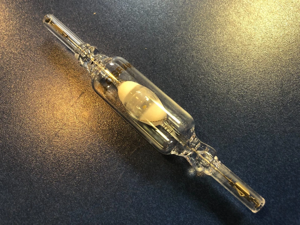 OSRAM POWERSTAR HQI-TS 150W/NDL EXCELLENCE NEUTRAL WHIT DE LUXE RX7s24 GERMANY - Bild 2 von 4