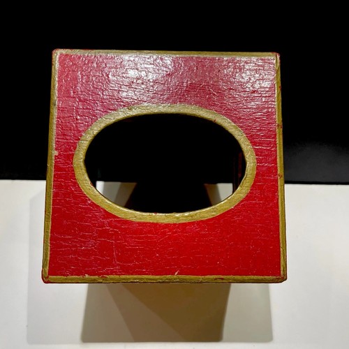 Vintage MARYE-KELLEY French Provencial Avignon Red Cubed Tissue Box - Picture 2 of 13