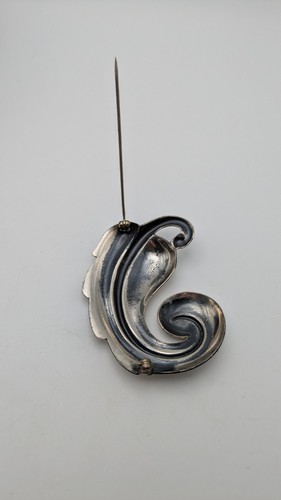 Vintage Monet Art Deco Sterling Brooch - Picture 15 of 22