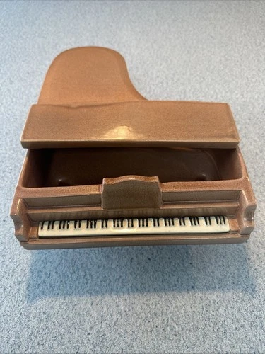 Red Wing, RumRill Piano Planter M-1525