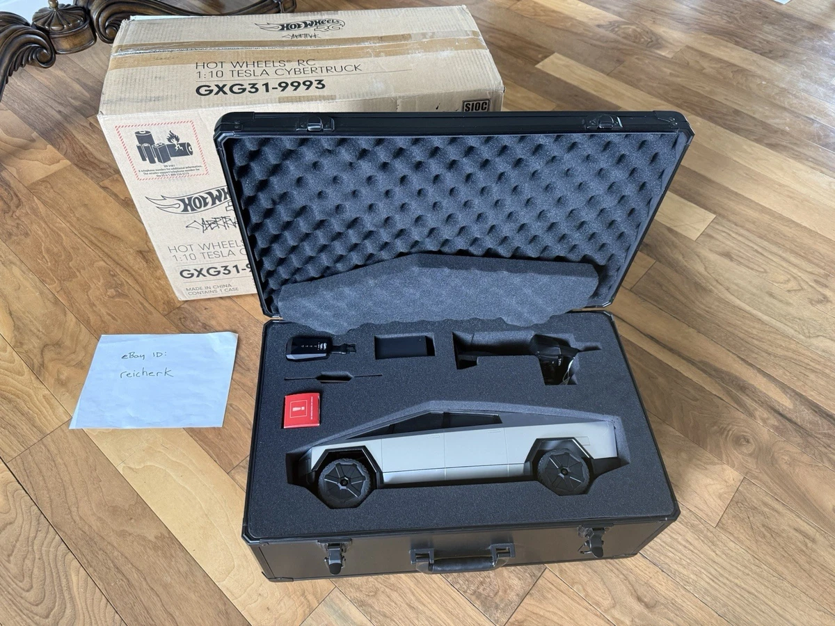 Hot Wheels Tesla Cybertruck 1:10 Limited Edition Contemporary