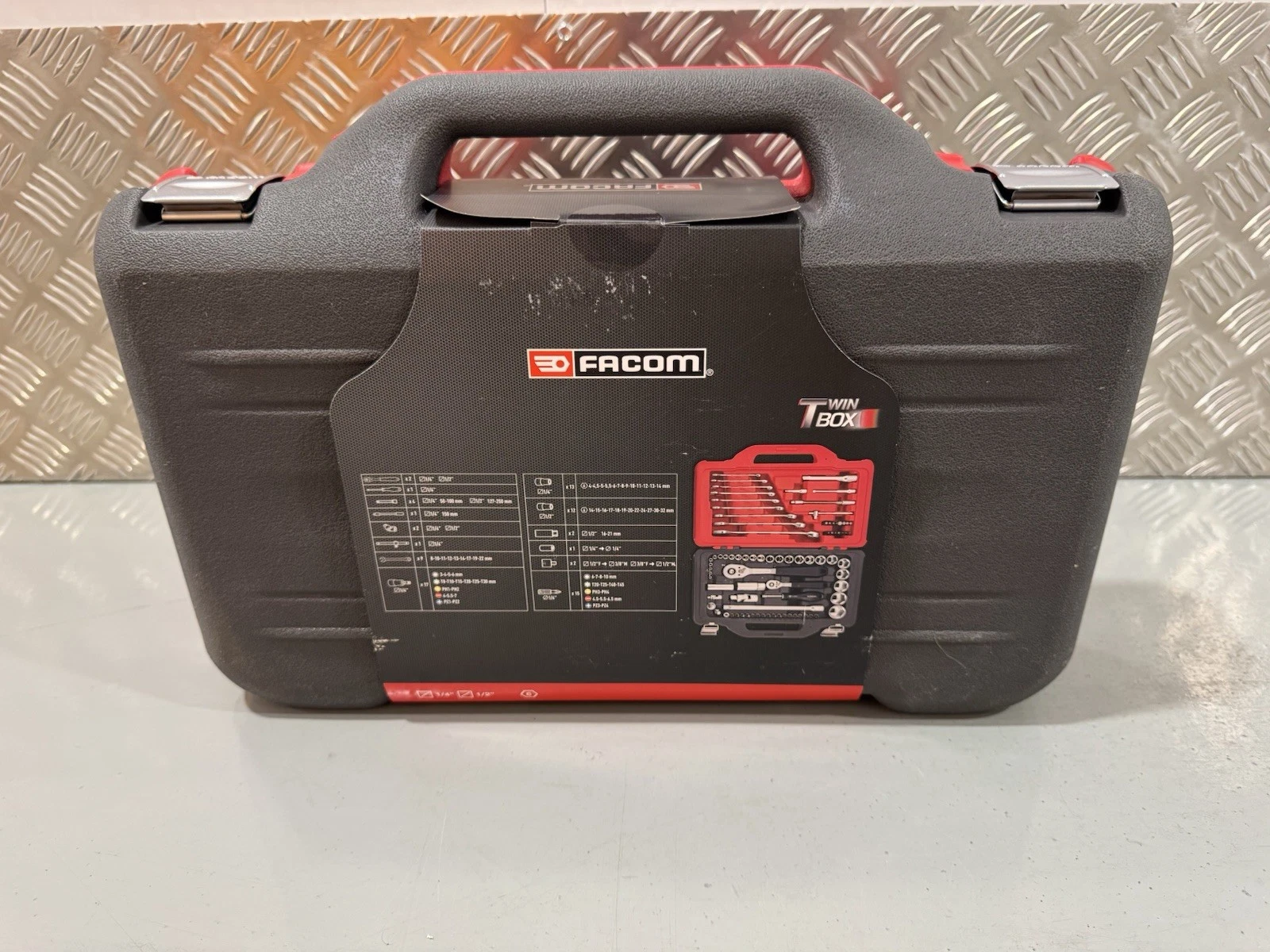 Facom 1/4in & 1/2in Drive Socket 82 Piece Set RSL.151-EPW82PB Brand New 3