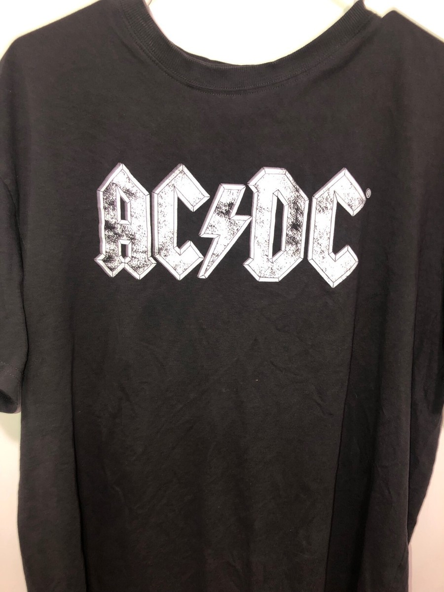 H&M AC/DC Back In Black World Tour 1980/81 Replica T Shirt Mens Medium Double H&M AC/DC Back In Black World Tour 1980/81 Replica T Shirt Mens Medium Double