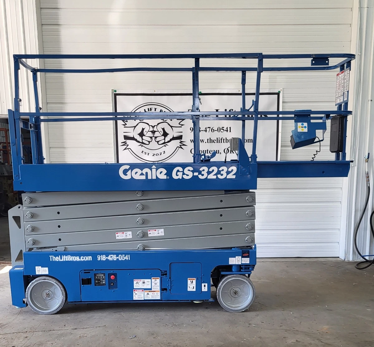 Refurbished Genie GS3232 32 ft. Electric Scissor Lift Manlift