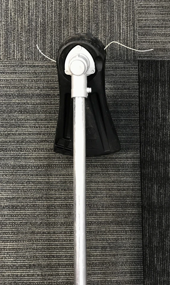 Echo SRM-266 Trimmer to cut the grass - Image 3 of 4