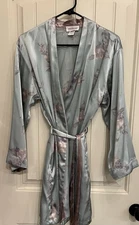Jones of New York Robe Short Silky Belted  Size L/XL