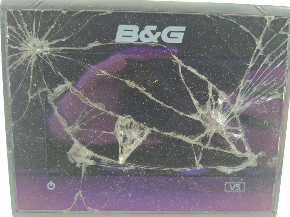 B&G VULCAN 5 MULTIFUNCTIONAL FISHFINDER BOAT CHARTING MONITOR HEAD SCREEN - Image 4 of 4