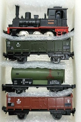 N Minitrix 0-6-0 Switcher Locomotive DB 3-Car Freight Set (Tested) #2