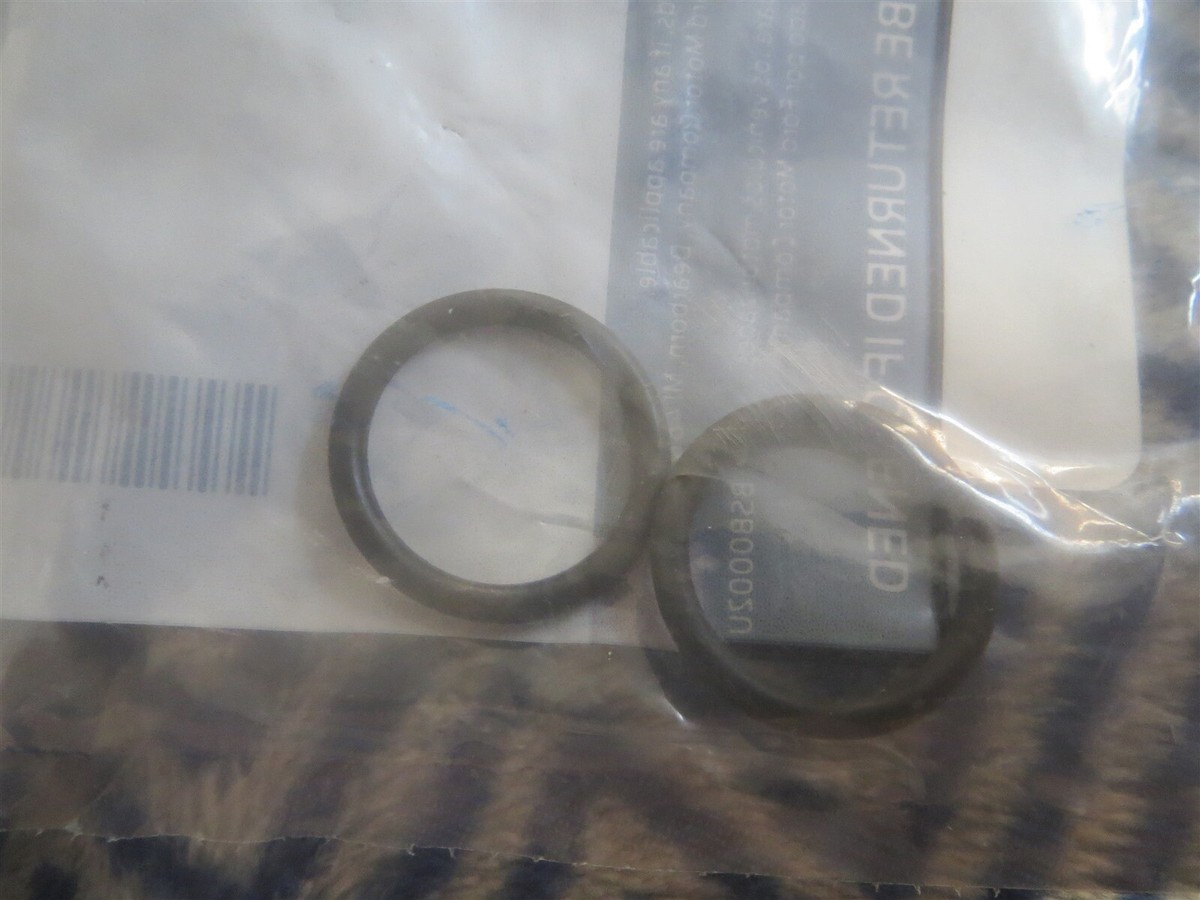 RT-24107ページ Amazon.com: NTK (24466) Oxygen Sensor : Automotive