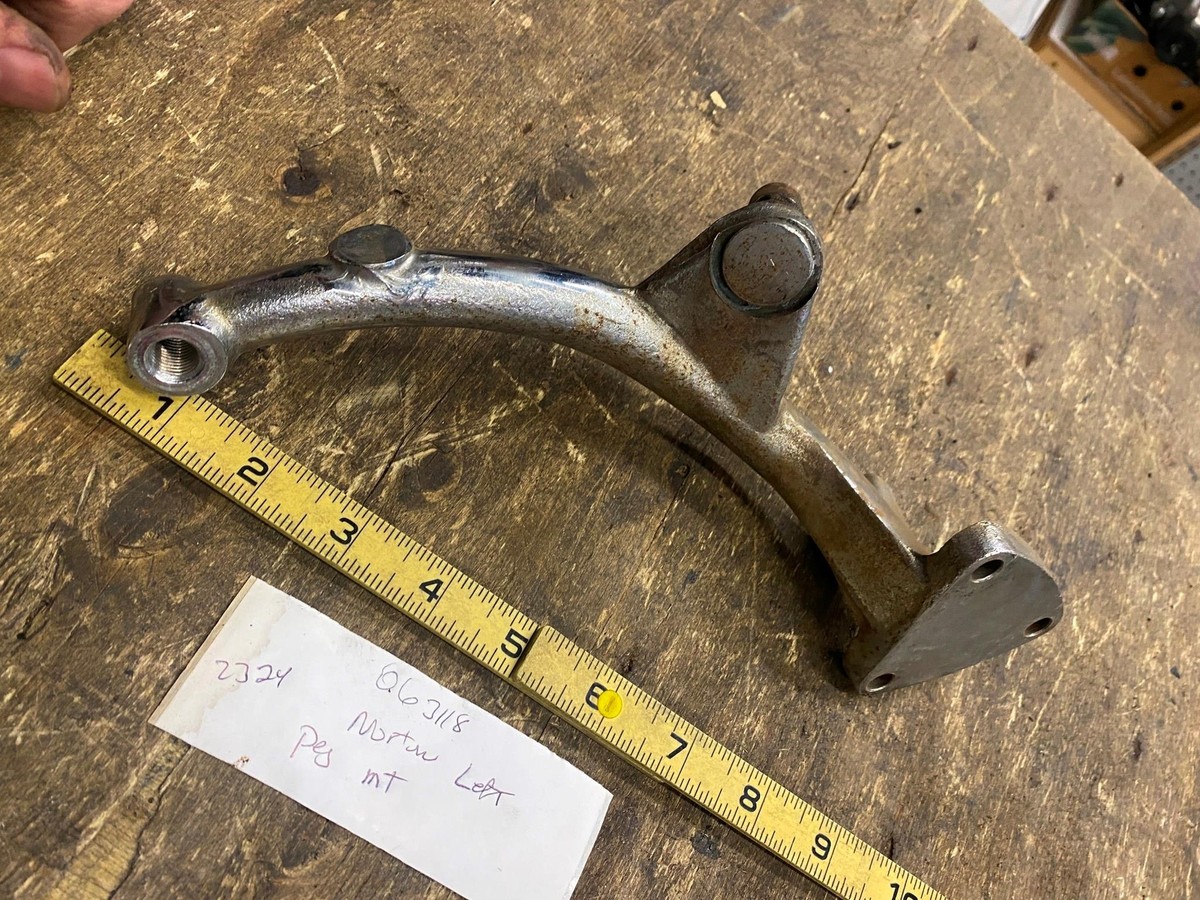 06-3118 06-1054 Norton Left Hand Footrest / Brake Lever 750 850