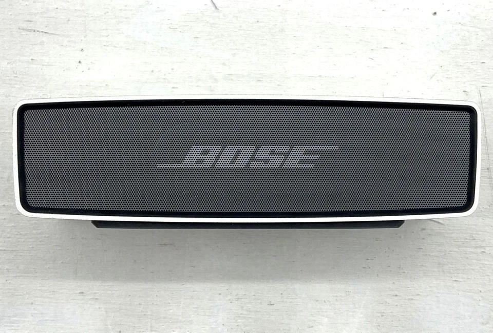 BOSE soundlink mini ii special edition speaker black Bluetooth - Image 3 of 4